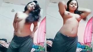 Pretty girl Desi flaunts her assets in TikTok video