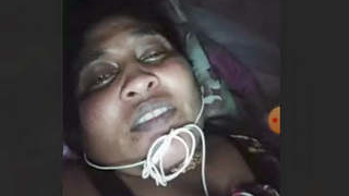 Desi MILF flaunts her curves on video call