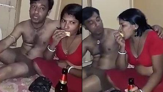 Desi boudi gets naughty in Krisnagar