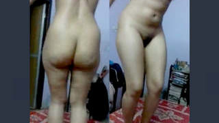 Indian beauty's sensual dance in the nude