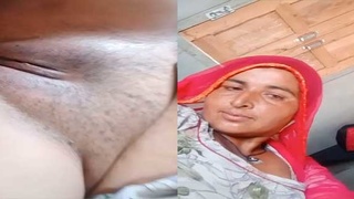 Mature Desi bhabhi flaunts her big pussy