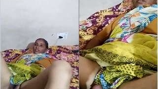 Indian wife enjoys solo play and anal sex with Dever