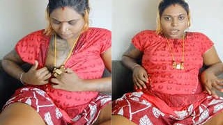 Tamil NRI bhabhi reveals her big boobs in steamy online video