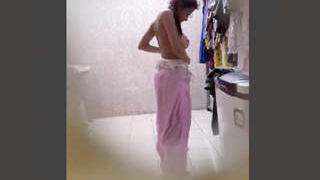 Desi teen bathroom voyeurism caught on camera