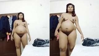 Swati Naidu flaunts her nude body in front of fans