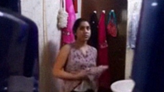 Hidden camera captures desi bhabhi's intimate moment in the bath