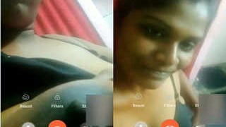 Tamil girl flaunts her breasts in a steamy video