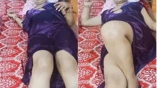 Horny Indian woman masturbates and has sex in this video