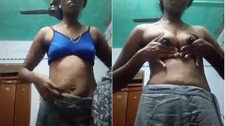 Exclusive Telugu aunty gets naughty and bares her breasts