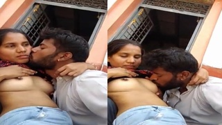 Country girl from Kannada enjoys outdoor tits play