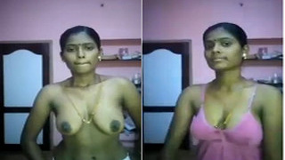 Indian wife flaunts her boobs in exclusive video