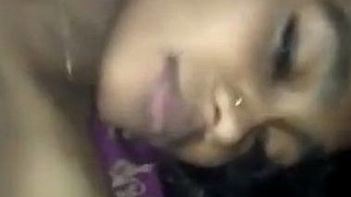 Watch a beautiful Indian girl get fucked in this hot video