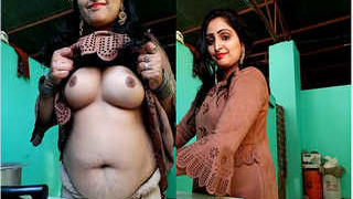 Amateur Indian bhabhi flaunts her big boobs and big ass in exclusive video