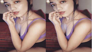 Indian girl Mishti Basu shows off her nude body in amateur porn video