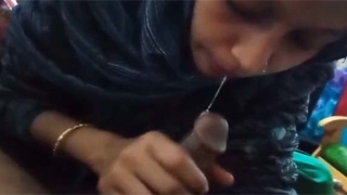 Indian village bhabhi gives a blowjob to her brother-in-law