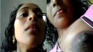 Exclusive video of a hot Indian girl flaunting her breasts