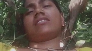 Desi babe Dehati Chitkul's naked outdoor adventure