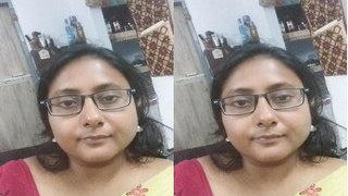Amateur Indian bhabhi with big boobs gets fucked in exclusive video