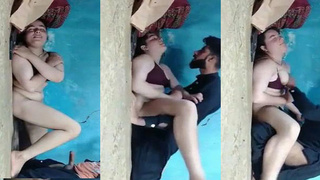 Indian village girl gets wild with MMC in hot video