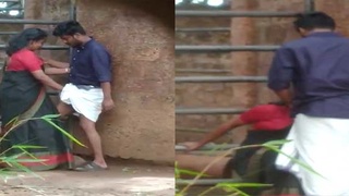 Hidden camera captures Indian couple's outdoor sex adventure