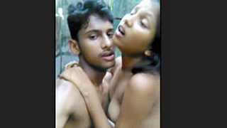 Indian college student gets a hot and steamy fucking session