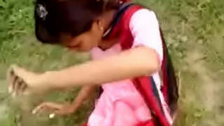 Desi Indian girl enjoys outdoor sex with audio