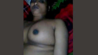 Caught in the act: Bengali couple gets busted while having sex at night