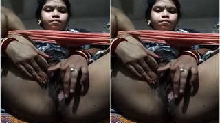 Bhabhi flaunts her large breasts and self-pleasures with her hands