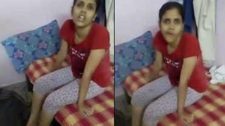 Sradha's wife enjoys her hubby's oral and manual pleasure