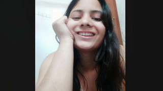 Young Indian girl masturbates in HD video