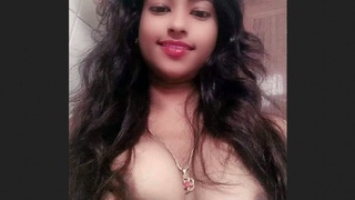 Watch a hot Indian bhabi in this video