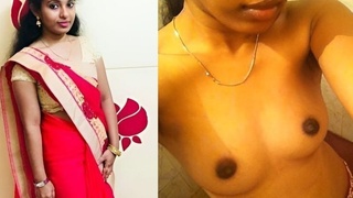 Beautiful Mallu girl reveals her natural body