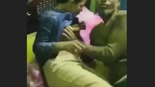 Indian teenage girl gives oral and has sex in this video