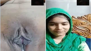Desi amateur babe flaunts her body for lover on Facebook