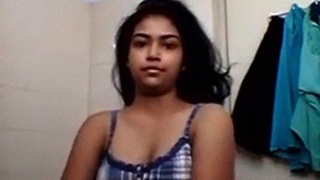 Malayali girl in Kannur takes nude selfies and shares them online