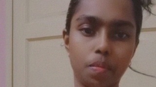 Tamil beauty's nude selfie leaked online