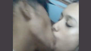 Mallu lovers enjoy smooching and foreplay in steamy video