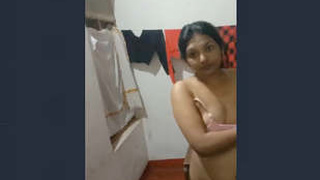Bahbhi's big boobs and pussy get a close-up in this hot video