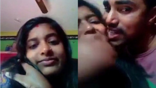 Indian couple gets in the mood for sex with passionate kissing