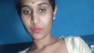 Desi bhabi gives a live cam blowjob for money