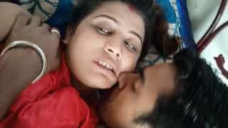 Horny couple craves sex and can't get enough