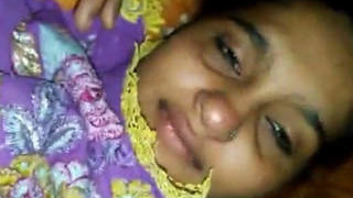 Muslim bhabhi shares her pussy with her lover in a steamy video