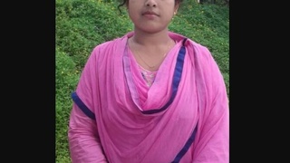 Steamy videocall with a married bhabi: A revealing experience