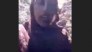 A Pathan girl from Patan flaunts her body in front of her boyfriend in the mountains