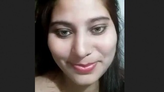 Cute Indian bhabi in hot video