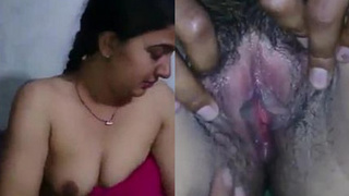 Sonali, a pretty desi bhabhi, gives a sexy lap dance and gets pleasured by a lucky guy